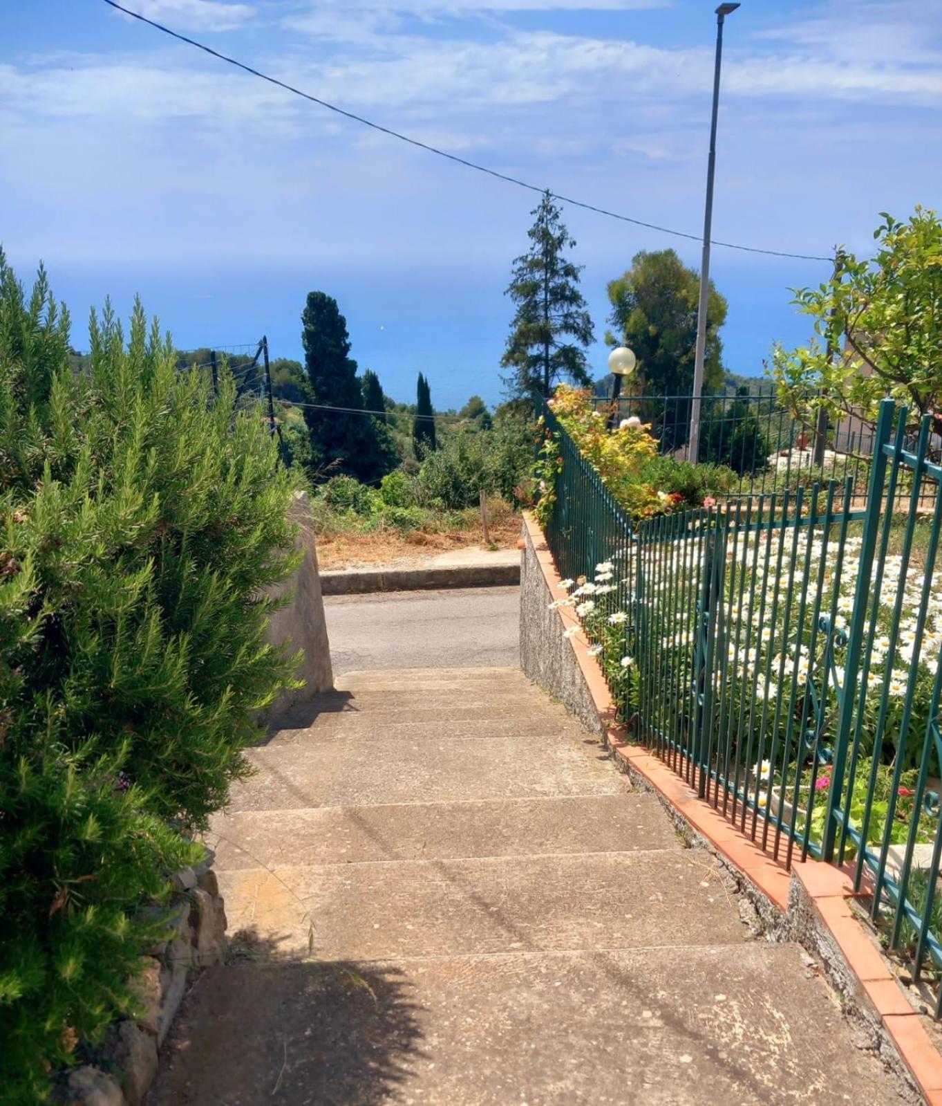 ונטימיגליה Dolci Risvegli Appartamento Vista Mare מראה חיצוני תמונה
